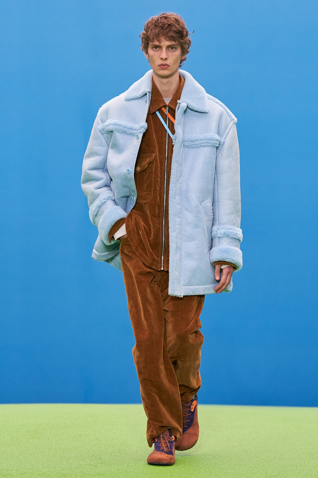 Look 43